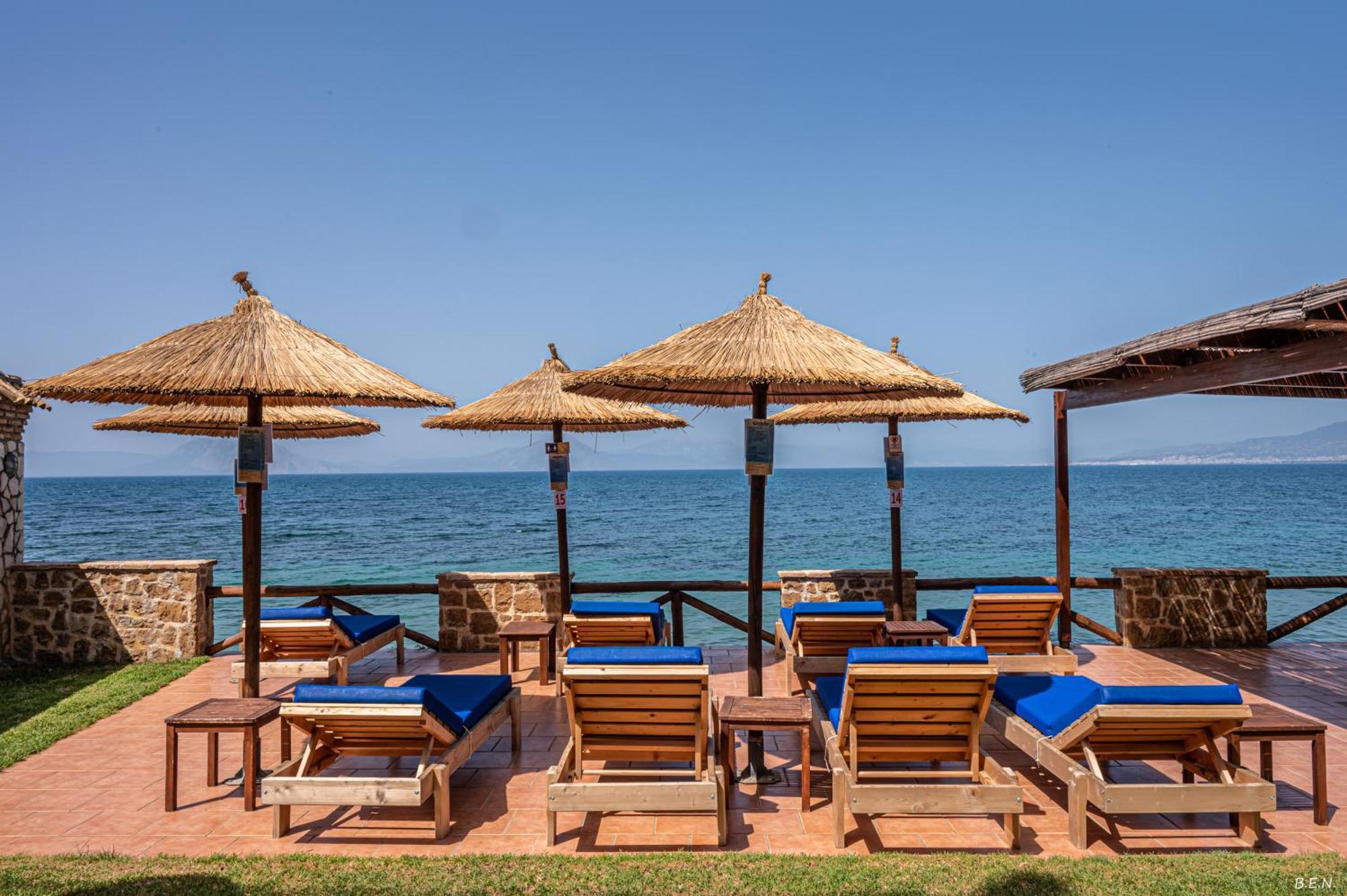 Castella Beach Alissos Dış mekan fotoğraf